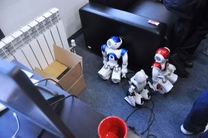 роботы лаборатории робототехники
